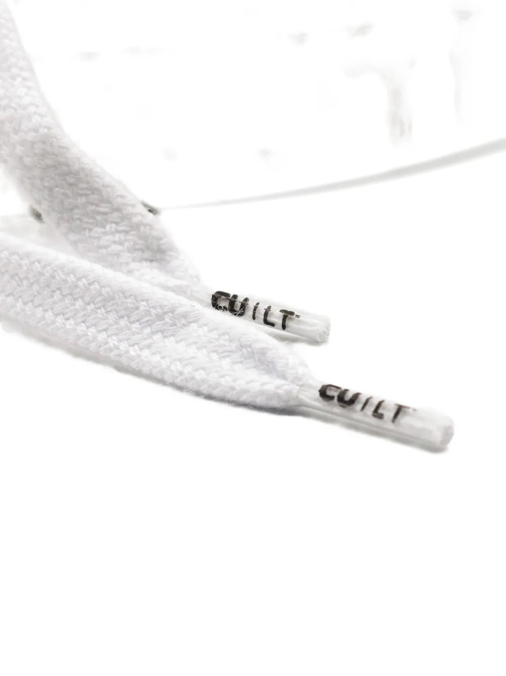 CU | LT ESSENCE Lace-Up Leather
