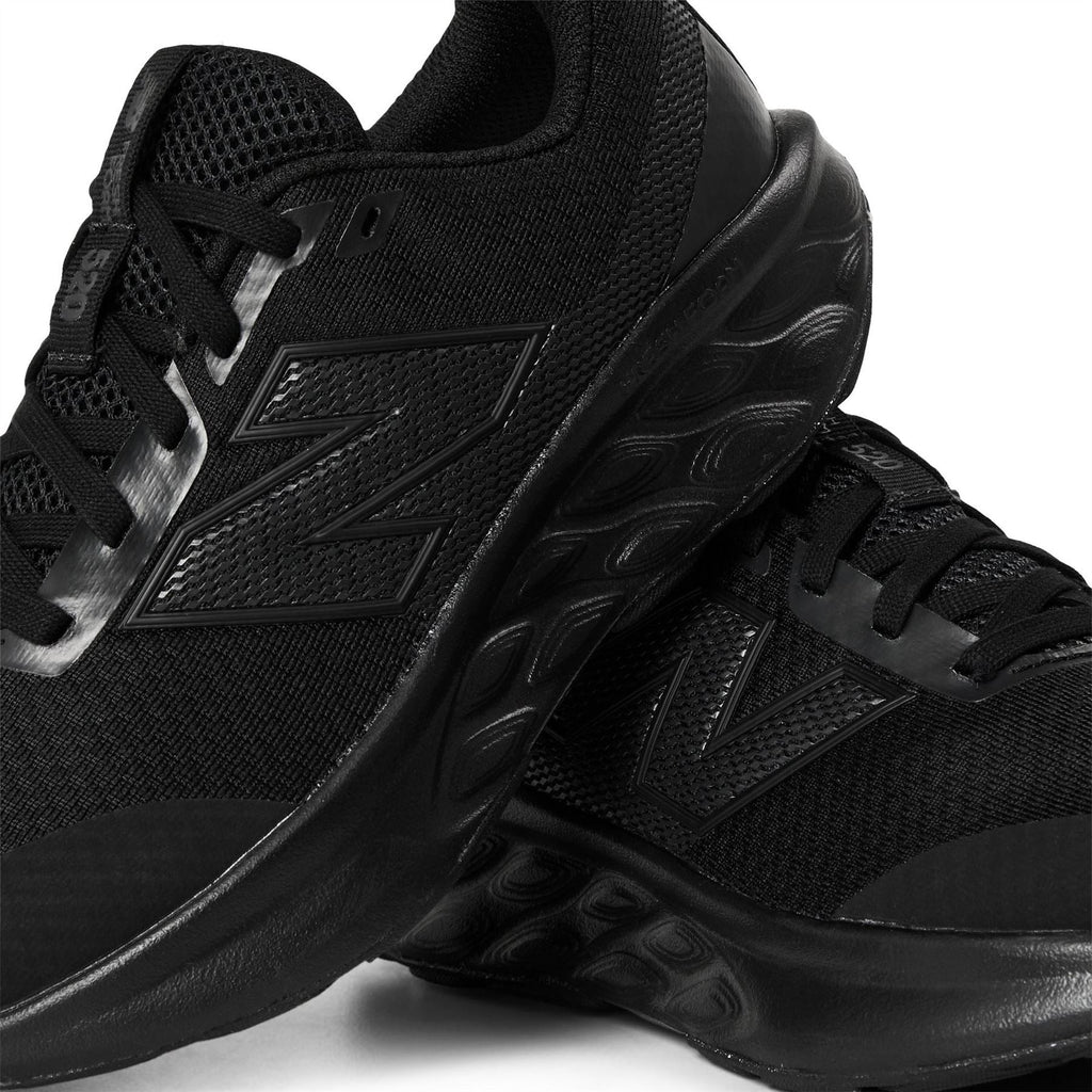 New Balance 520 Low Top Walking Shoes