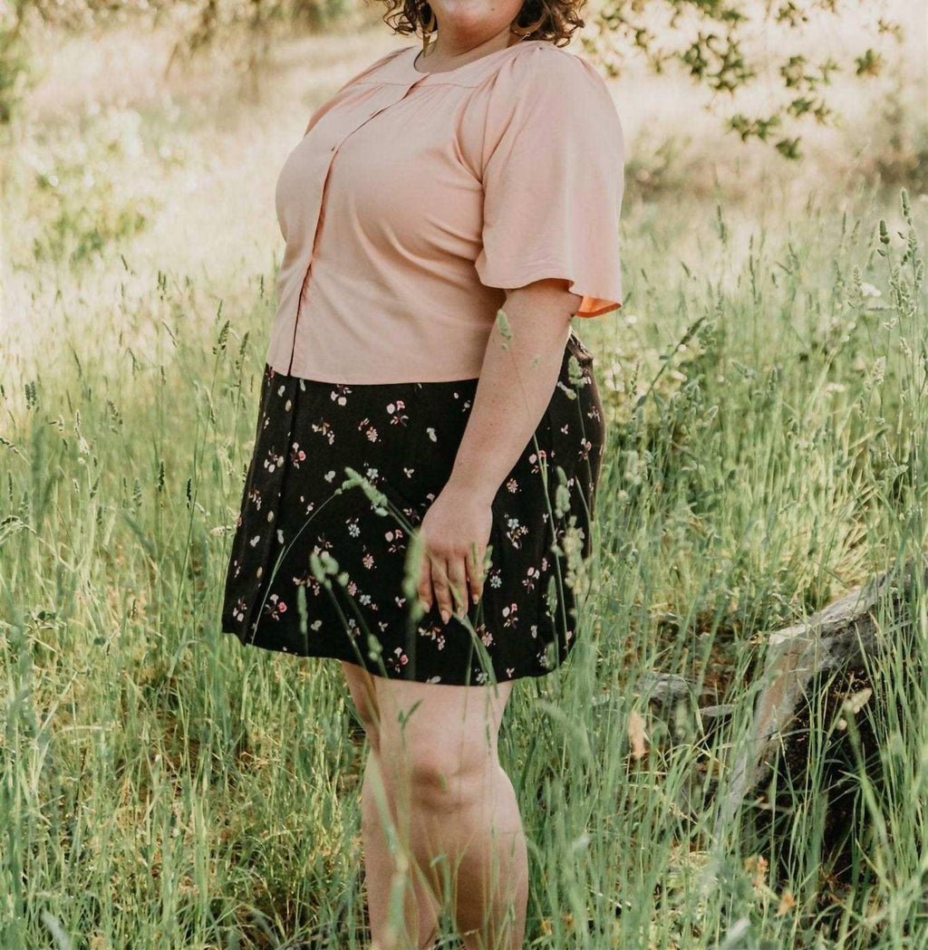 Flutter Butterfly Sleeves Top - Plus In Pink Blush Challis