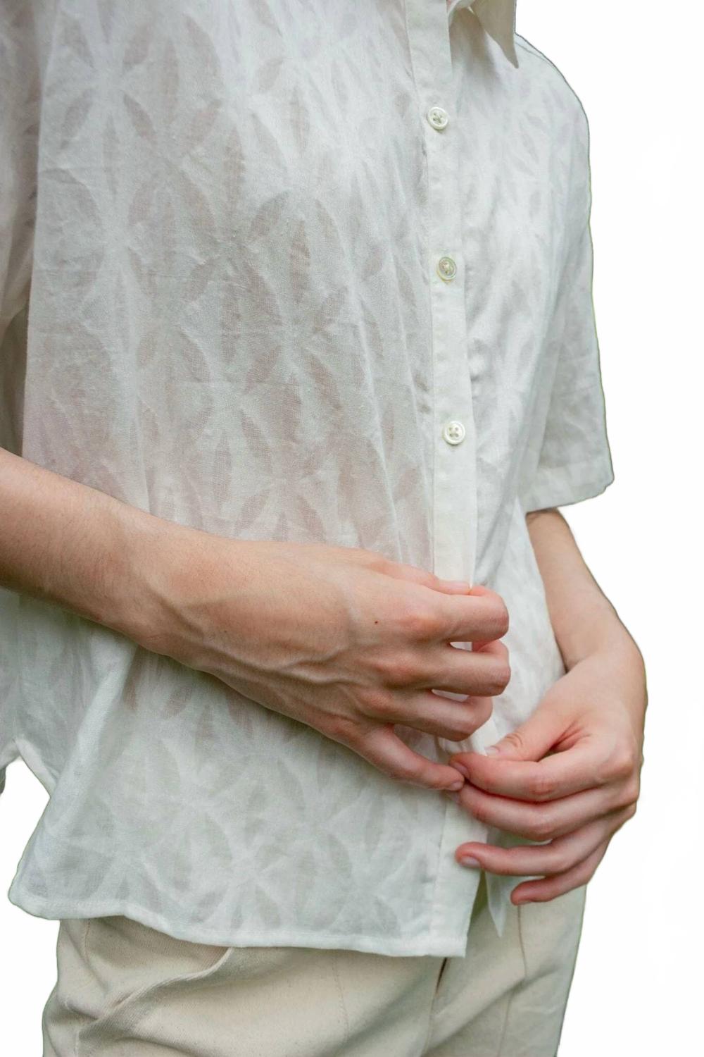 Sarah Collared Shirt In Ivory Jacquard