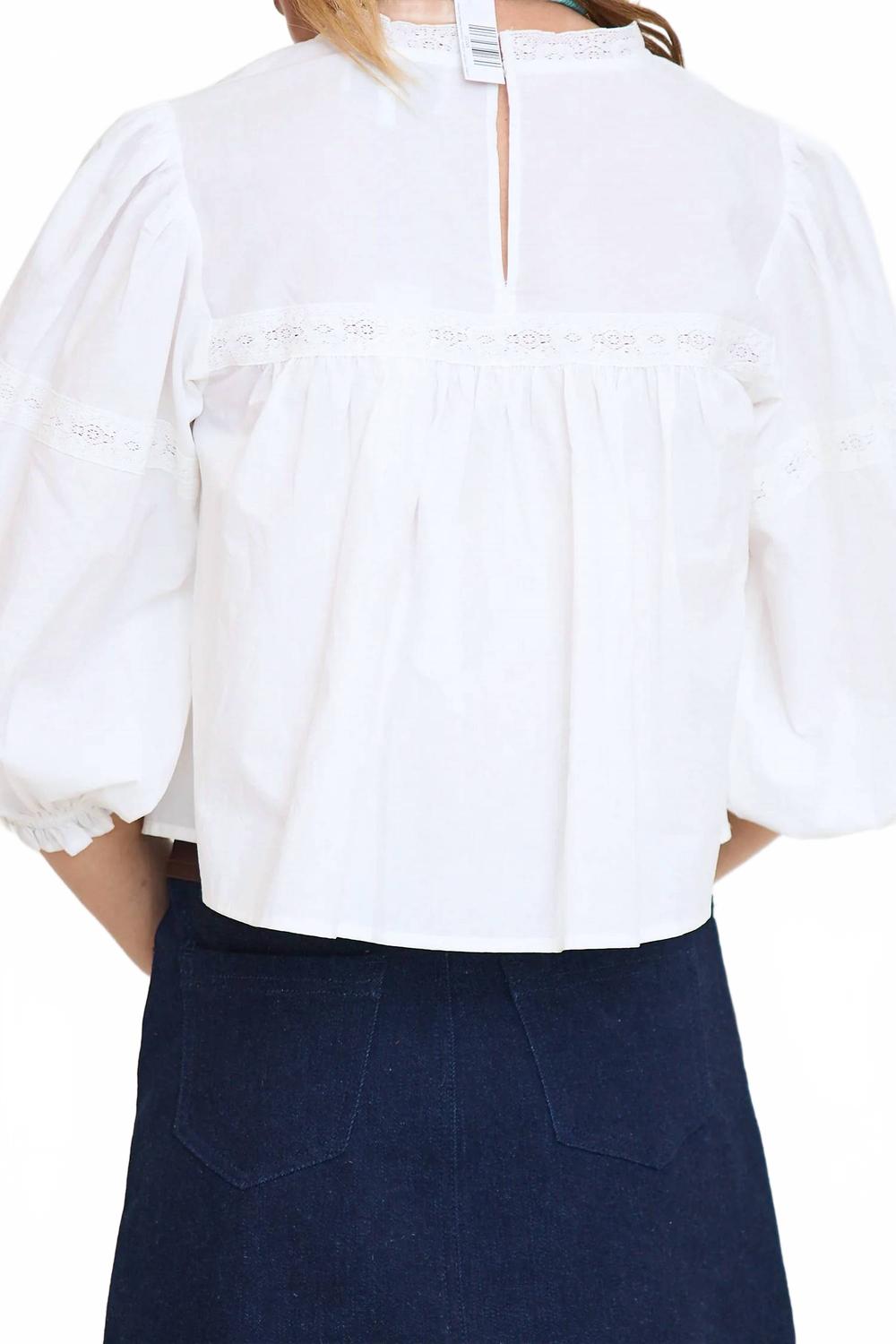 Lace Trim Pintuck Balloon Sleeve Blouse In White