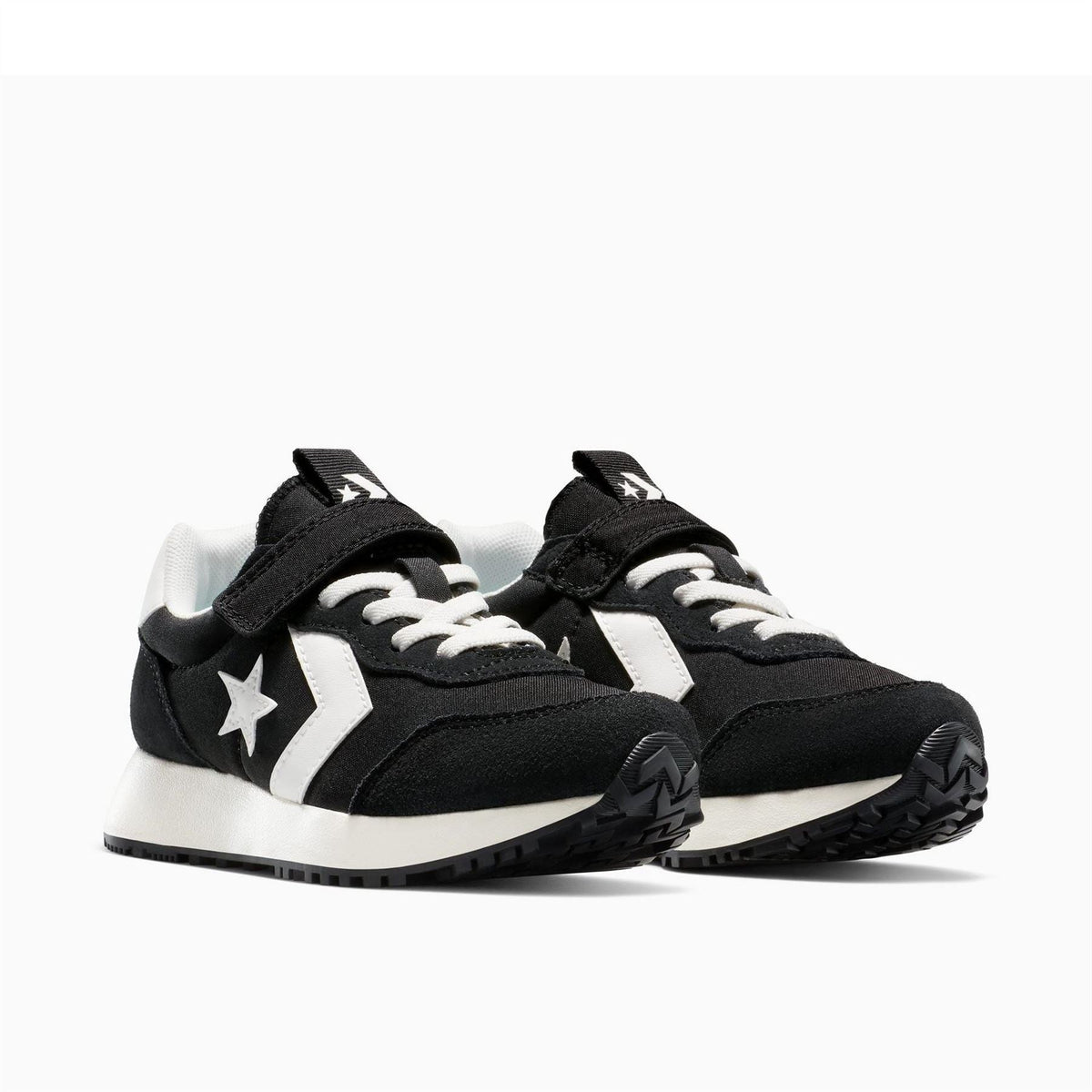 Converse Kids Omega Trainer Low Top Trainers