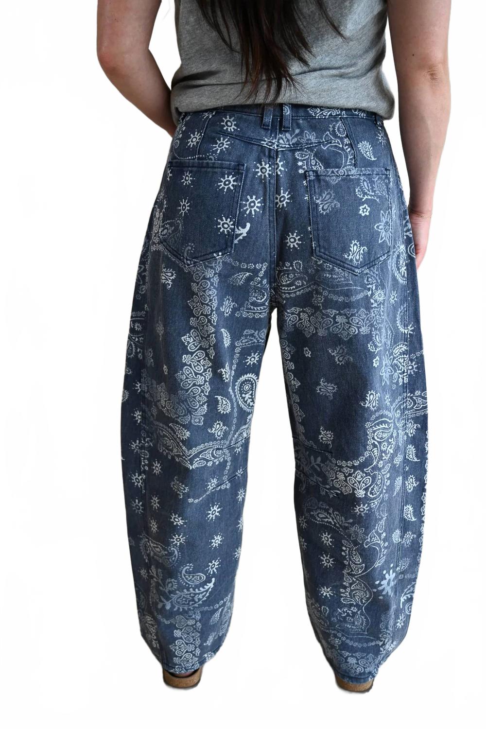 Women's Chestnut Street Paisley Printed Barrel Pants In Blue