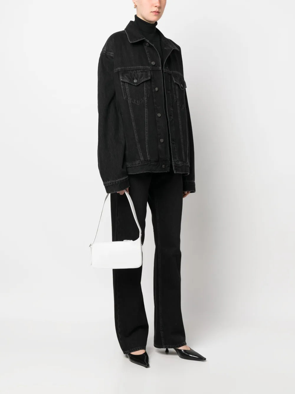 Courreszip-fastening shoulder bag