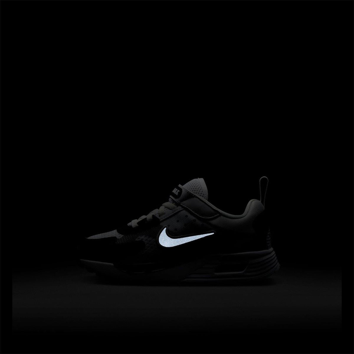 Nike Air Max Solo Lace Up Road Sneakers