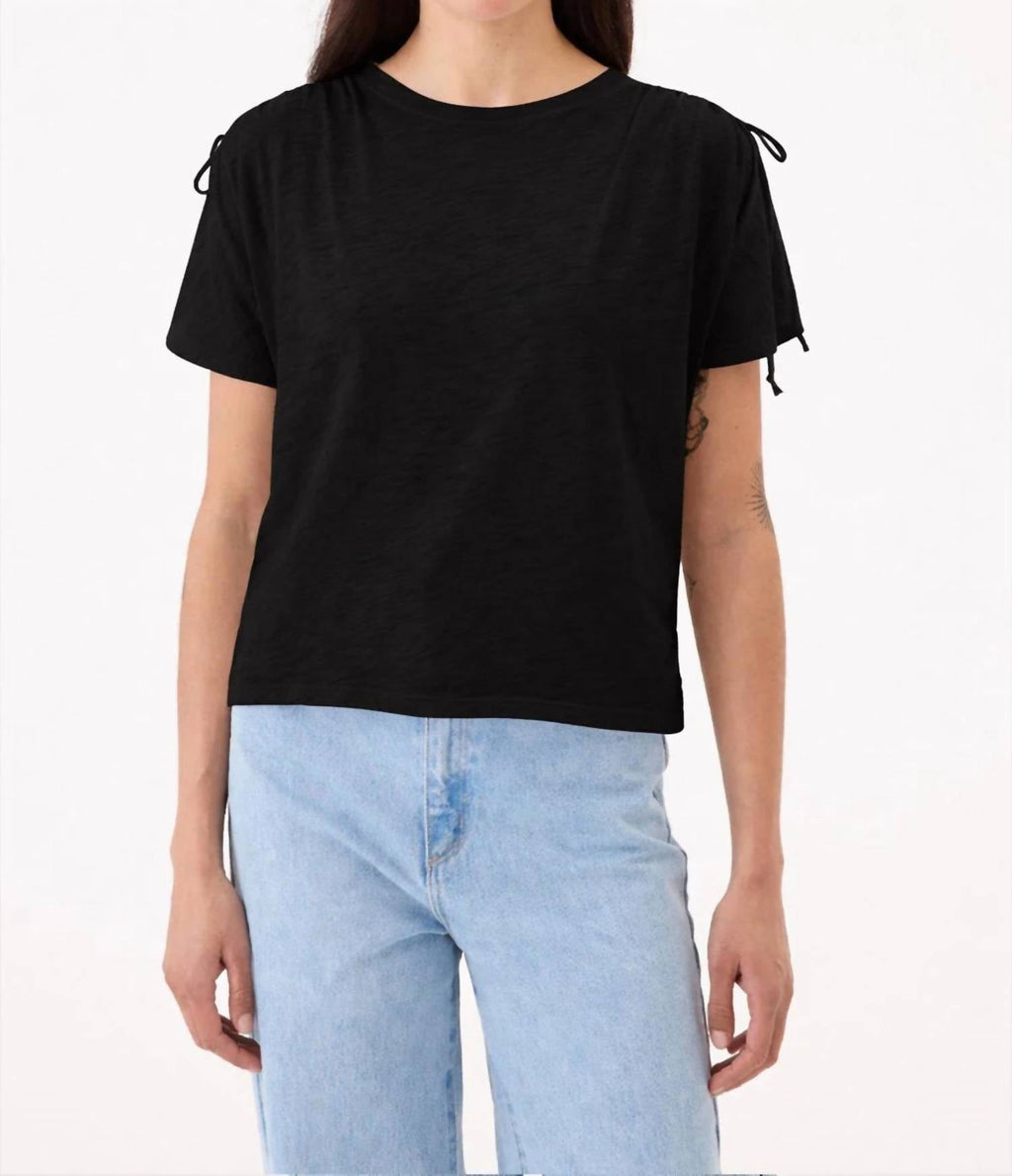 Modern Muse Tee In Black