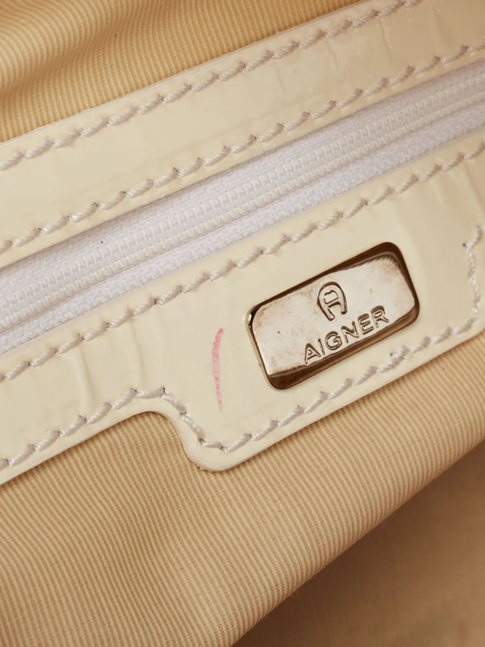 Pre-OwnedAigner Vintage2023 monogram tote bag