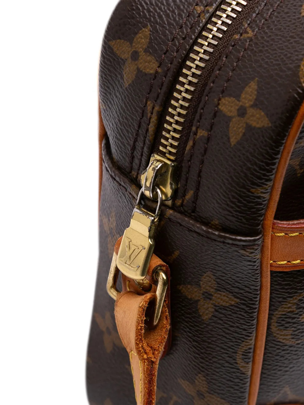 Pre-OwnedLouis Vuitton Pre-Owned2007 Monogram Trocadero 27 crossbody bag