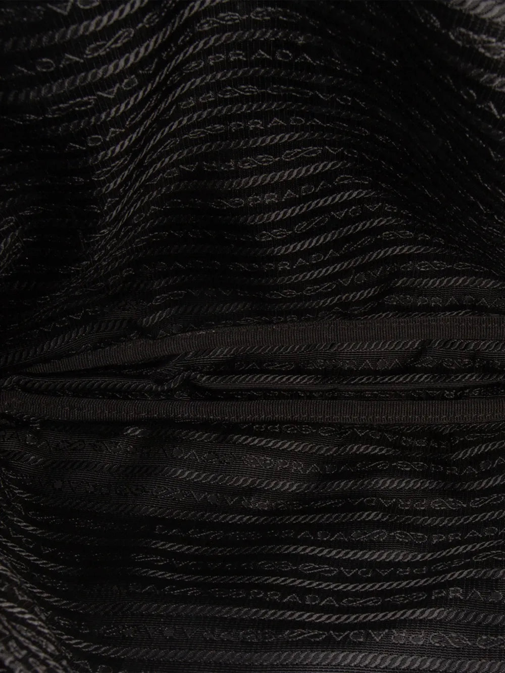 Pre-OwnedPrada Pre-Owned2013-2025 Quilted Tessuto crossbody bag