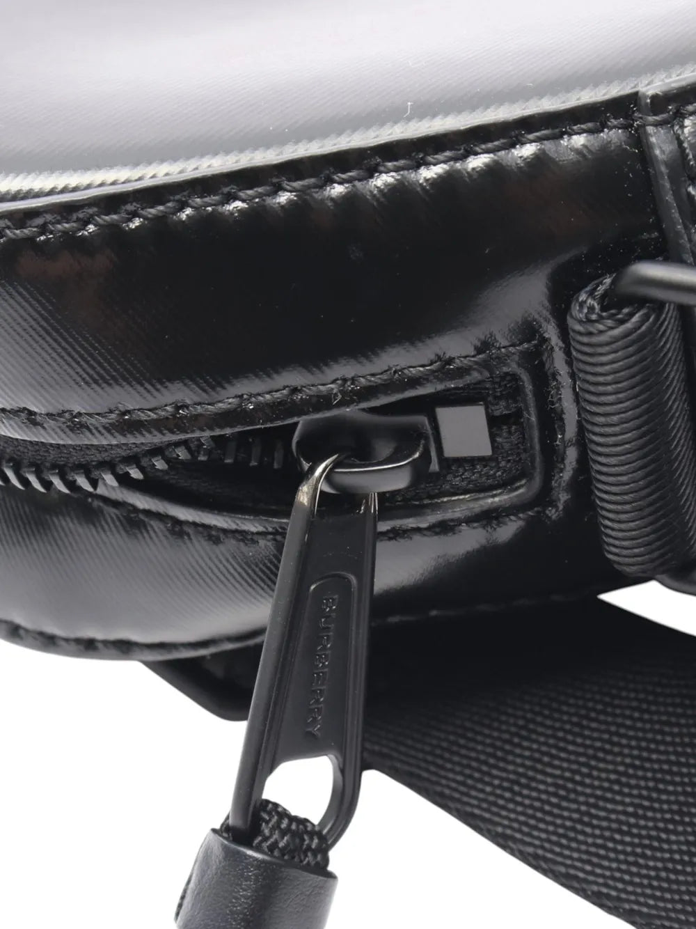 Pre-OwnedBurberry Pre-Owned2018-2025 Coated Canvas Striped Thornton crossbody bag