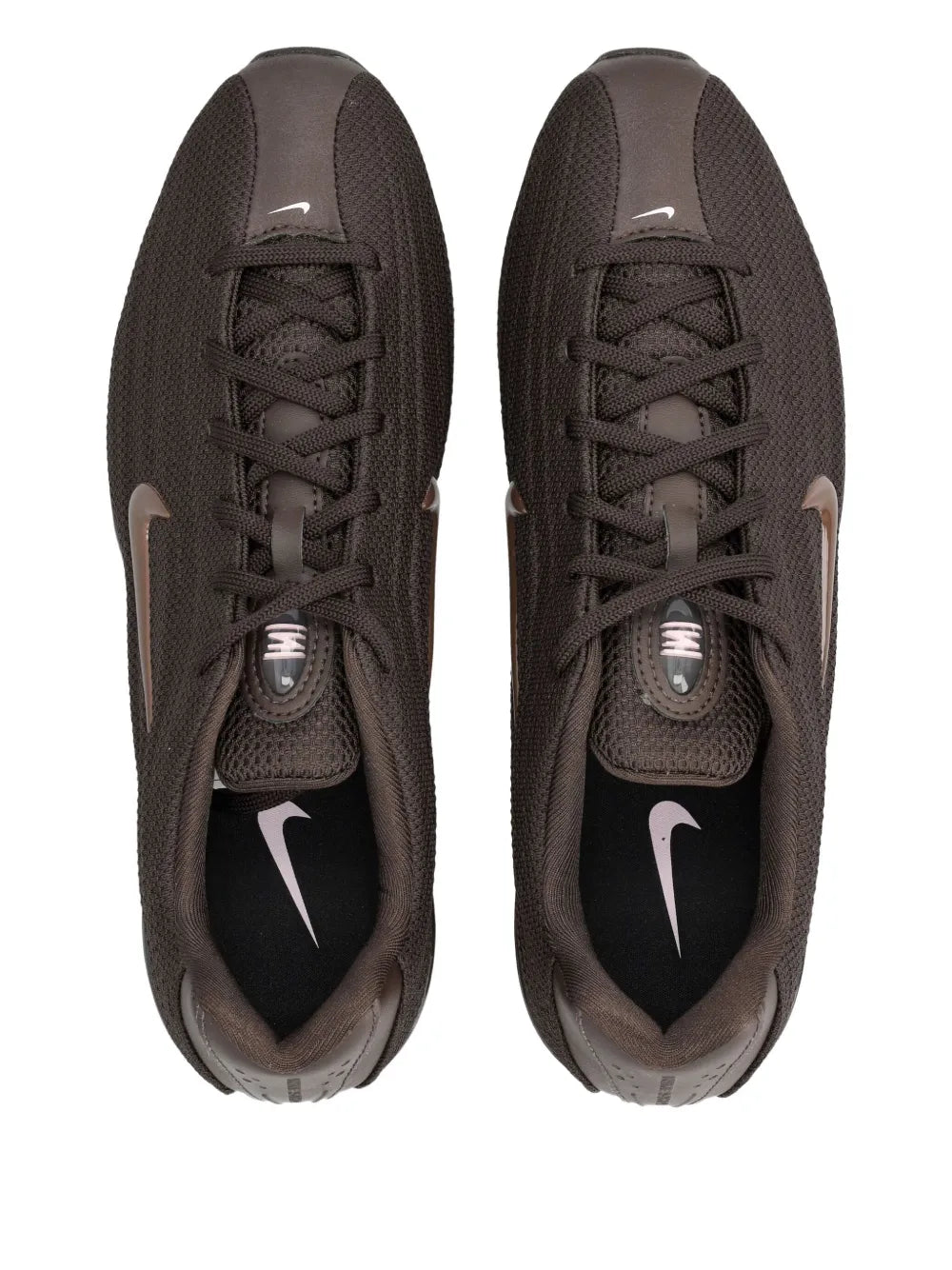 Nike Swoosh Detail Trainers