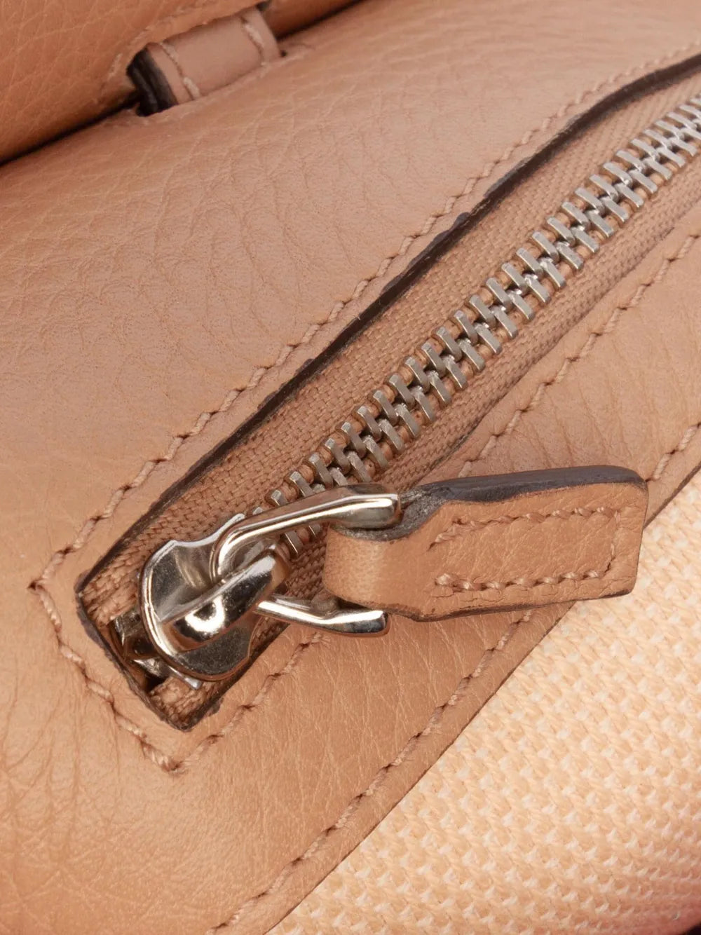 Pre-OwnedGucci Pre-Owned2016-2025 Medium Leather Bamboo Daily satchel