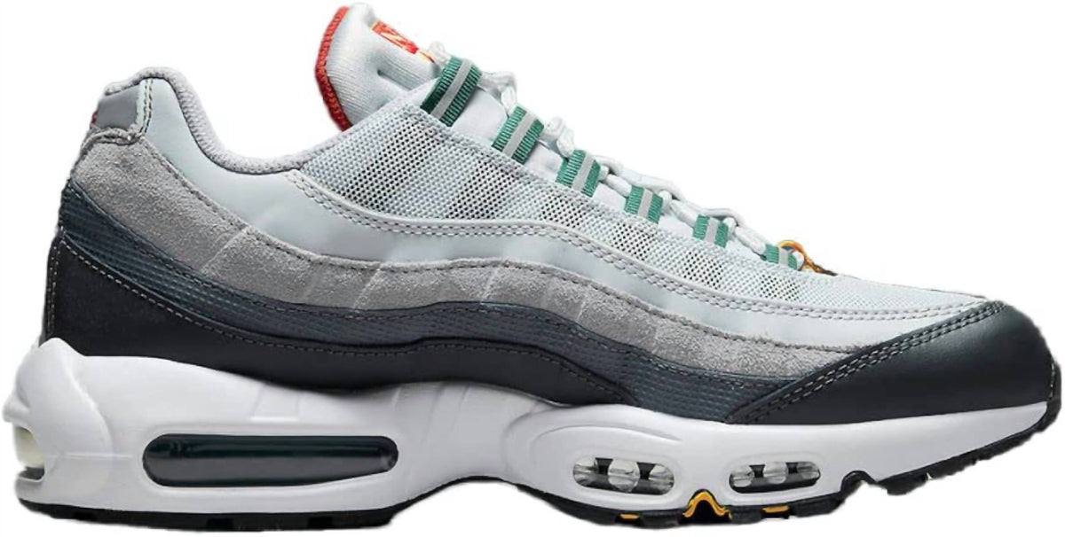 Men's Air Max 95 Essential Shoes In Pure Platinum/gorge Green