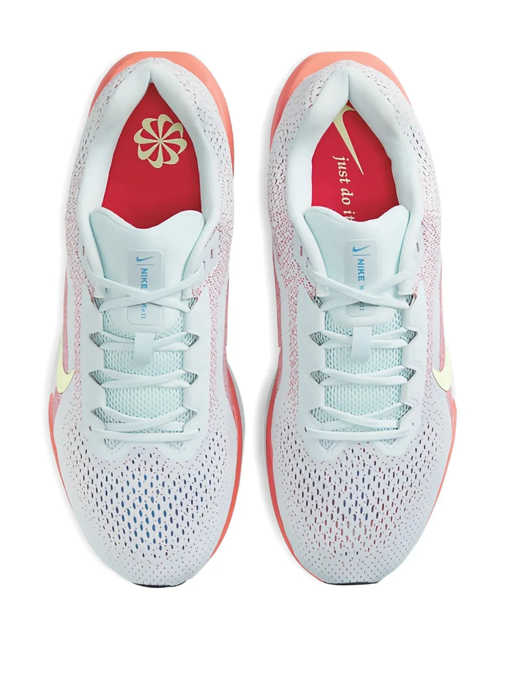 Nike Winflo 11 Trainers