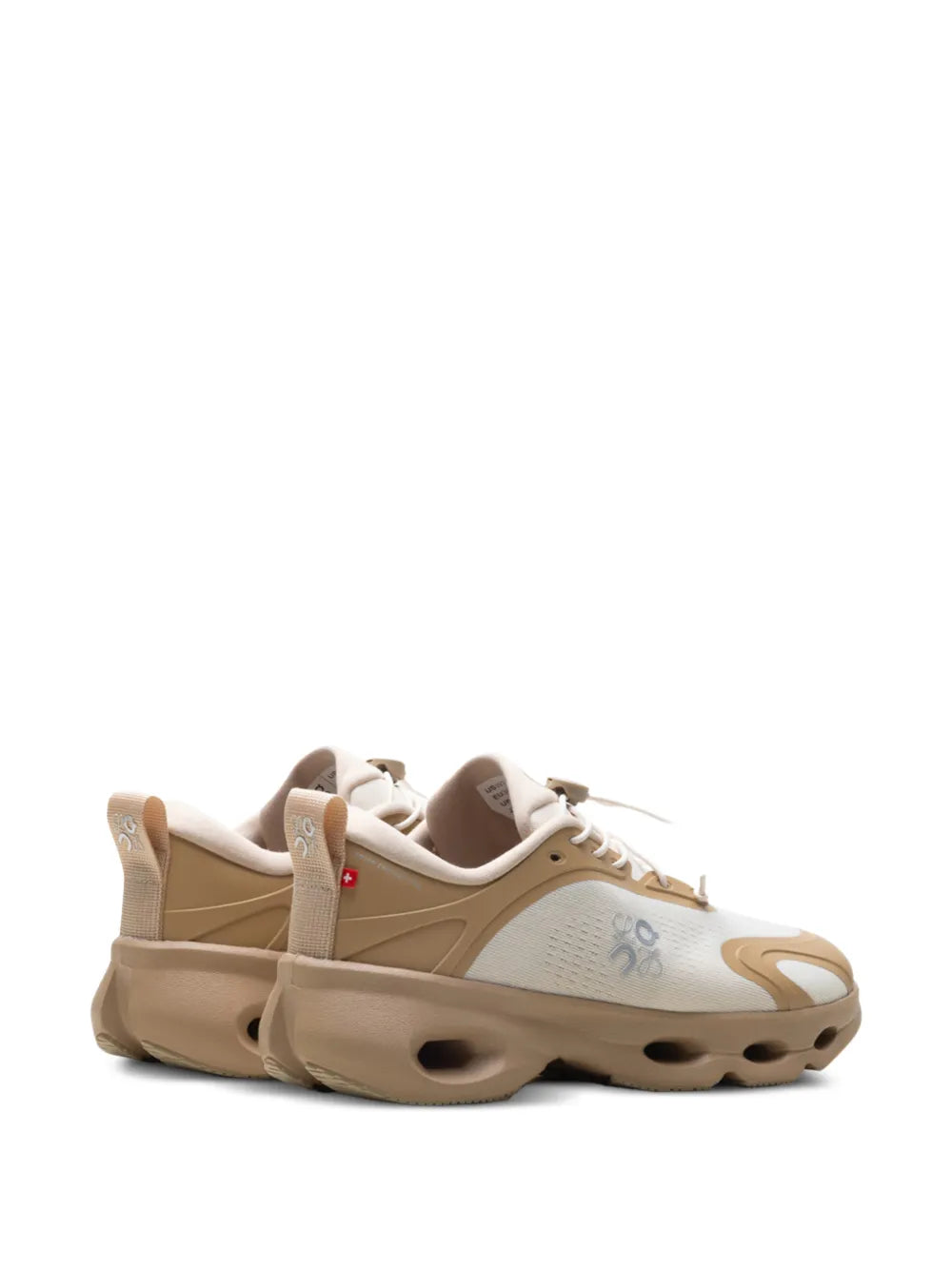 On Running X Loewe Cloudsolo