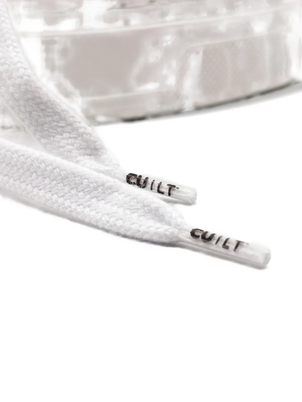 CU | LT ESSENCE Lace-Up Leather