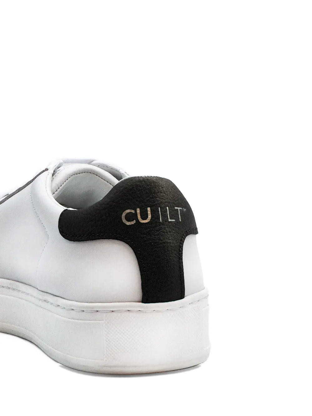 CU | LT ESSENCE Lace-Up Leather