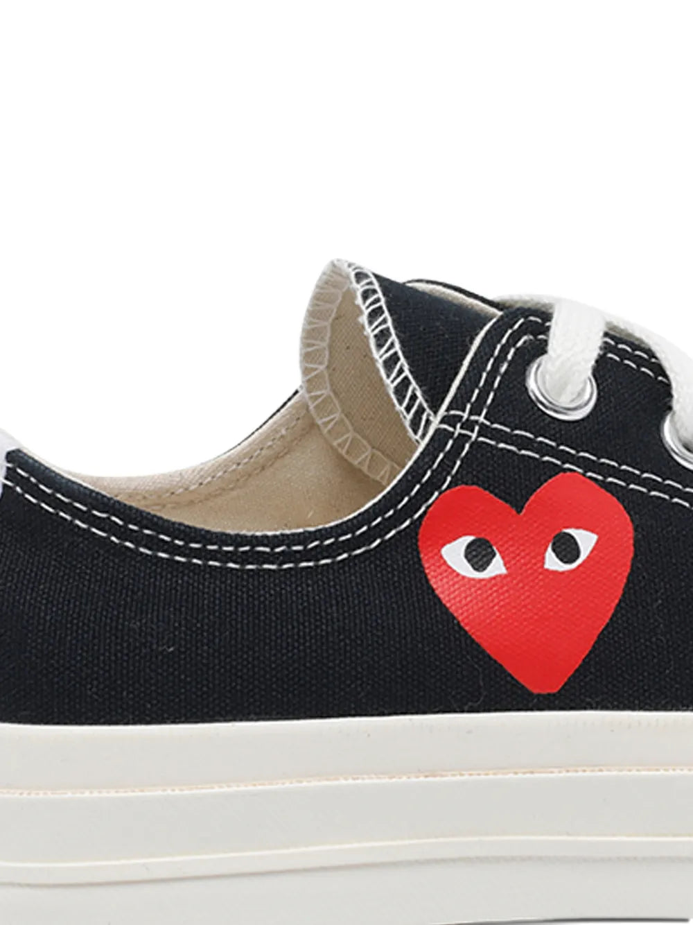 Comme Des Gar ns Play x Converse Heart-Logo Lace-Up