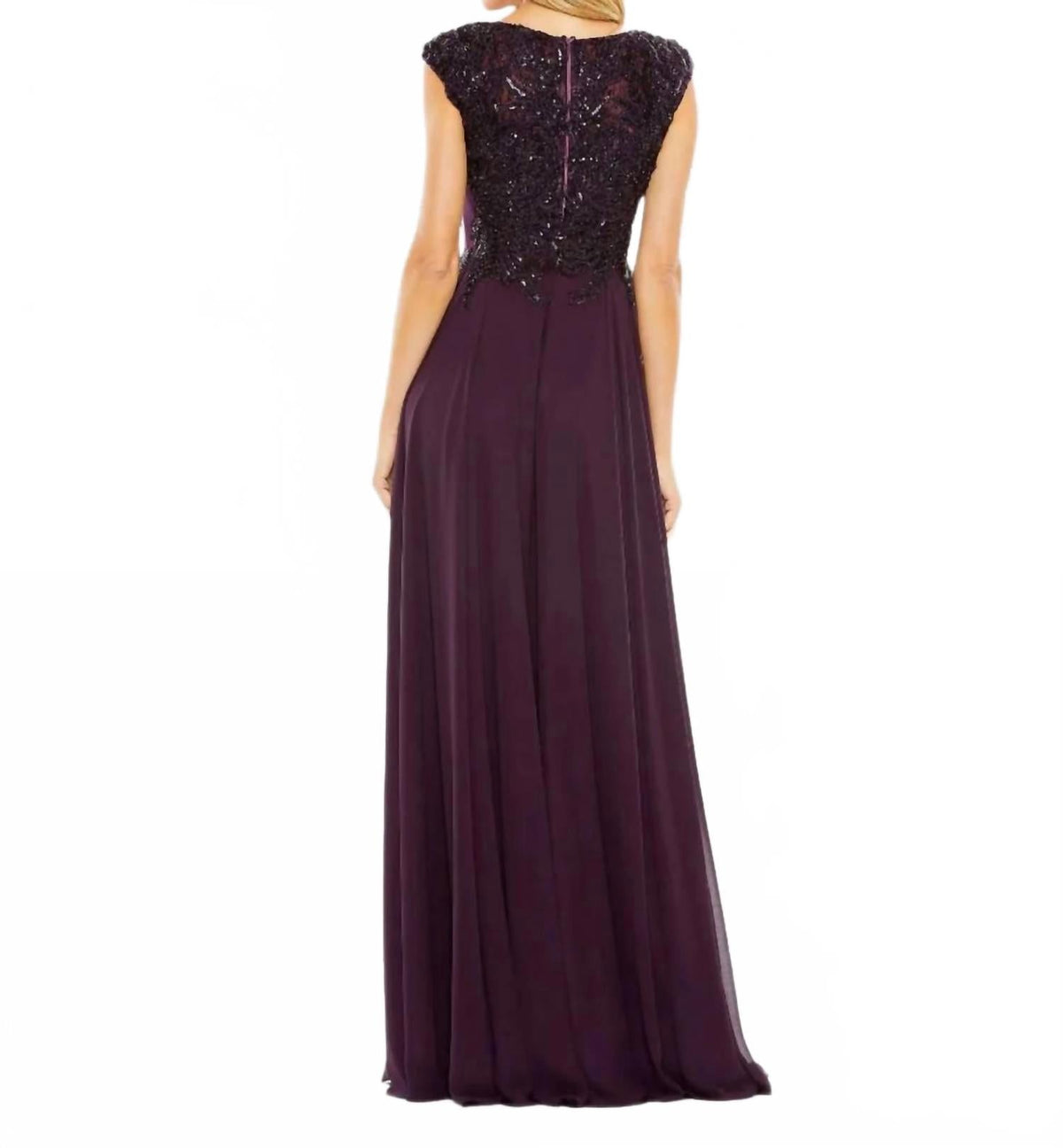 Cap Sleeve Applique Bodice Flowy Gown In Aubergine