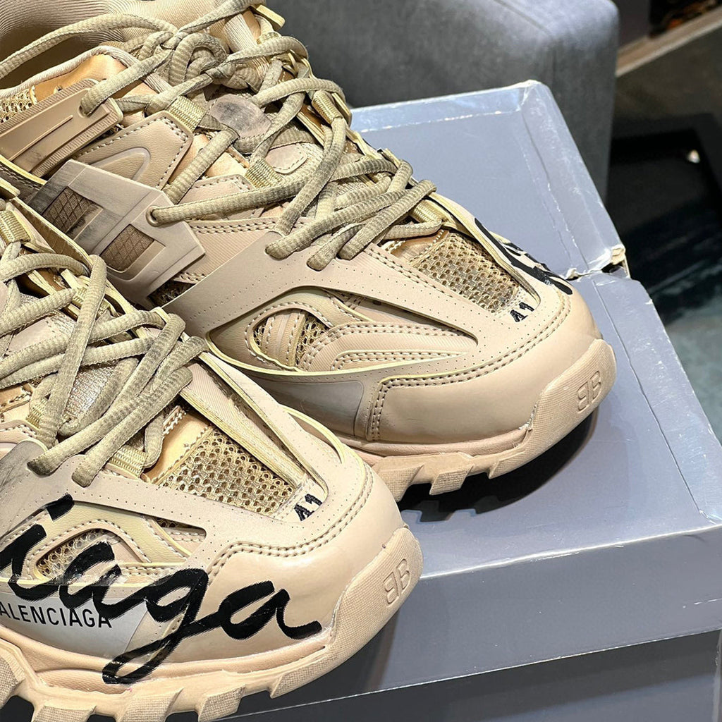 Balenciaga Limited Edition Couple's Style Shoe