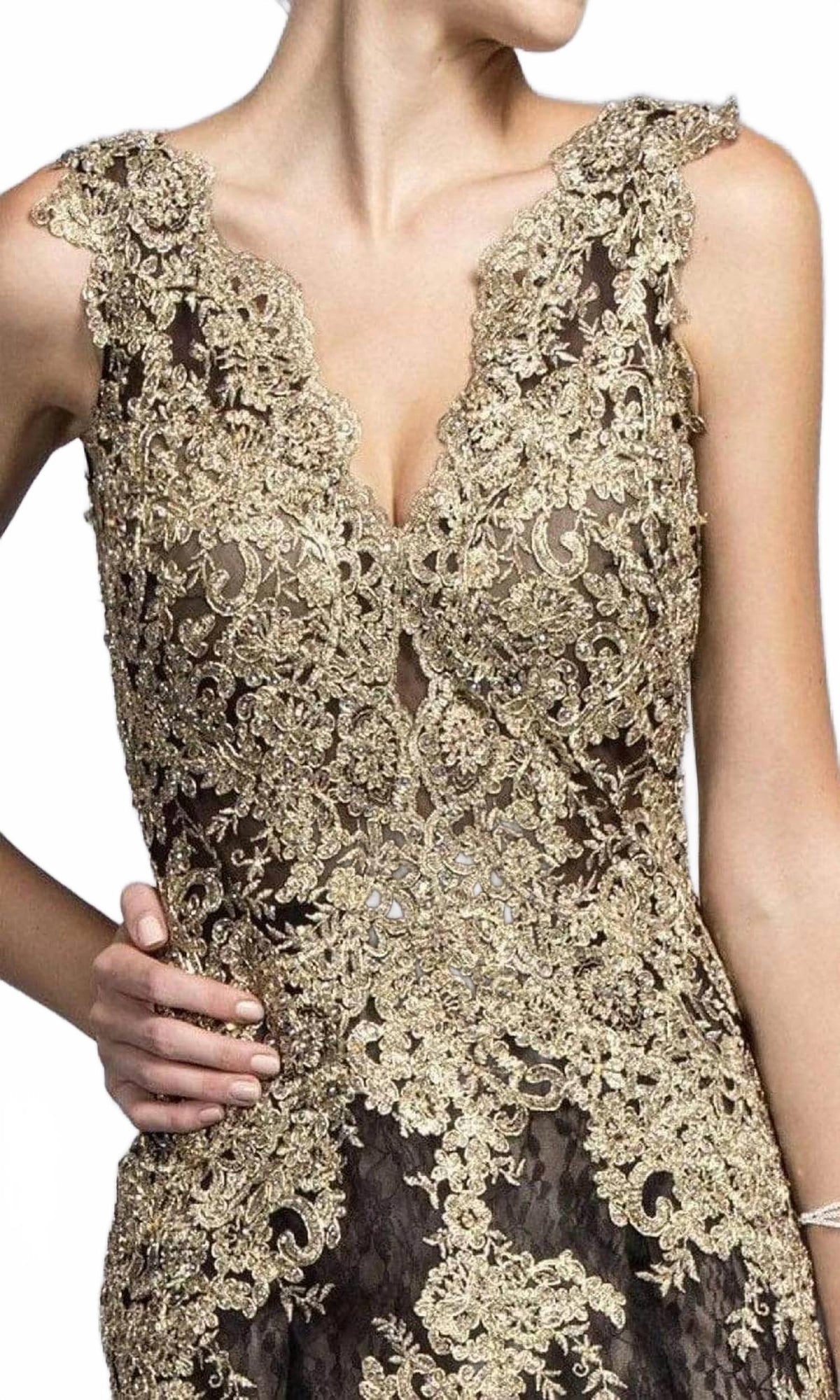 Applique V-Neck Evening Maxi Dress In Black/gold