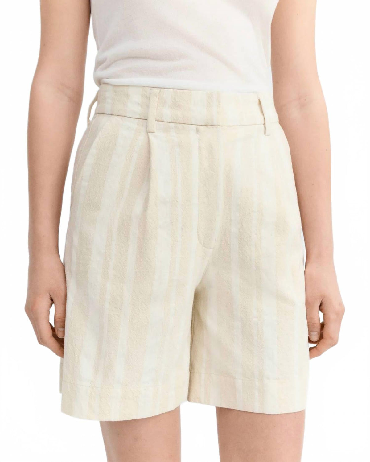 Lia Bermuda Shorts In Raw Beige With White Stripes