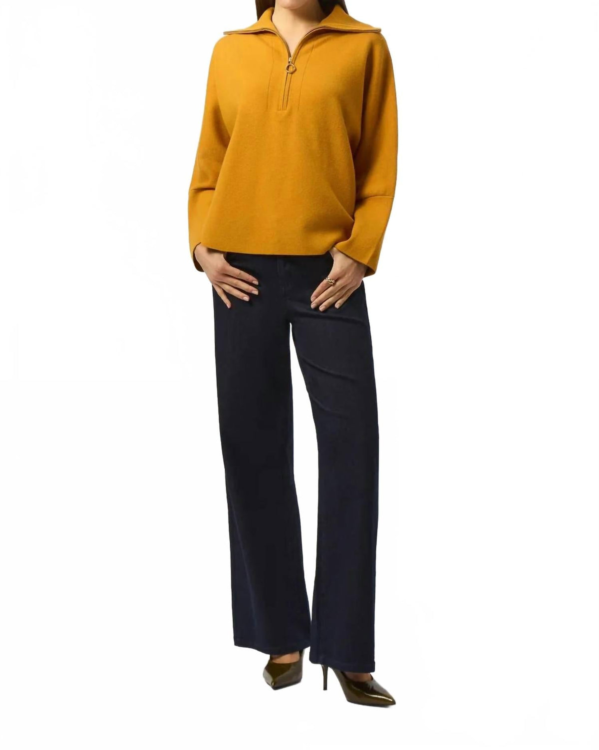 Zipped Collar Quarter Sleeves Boxy Sweater Top In Medallion