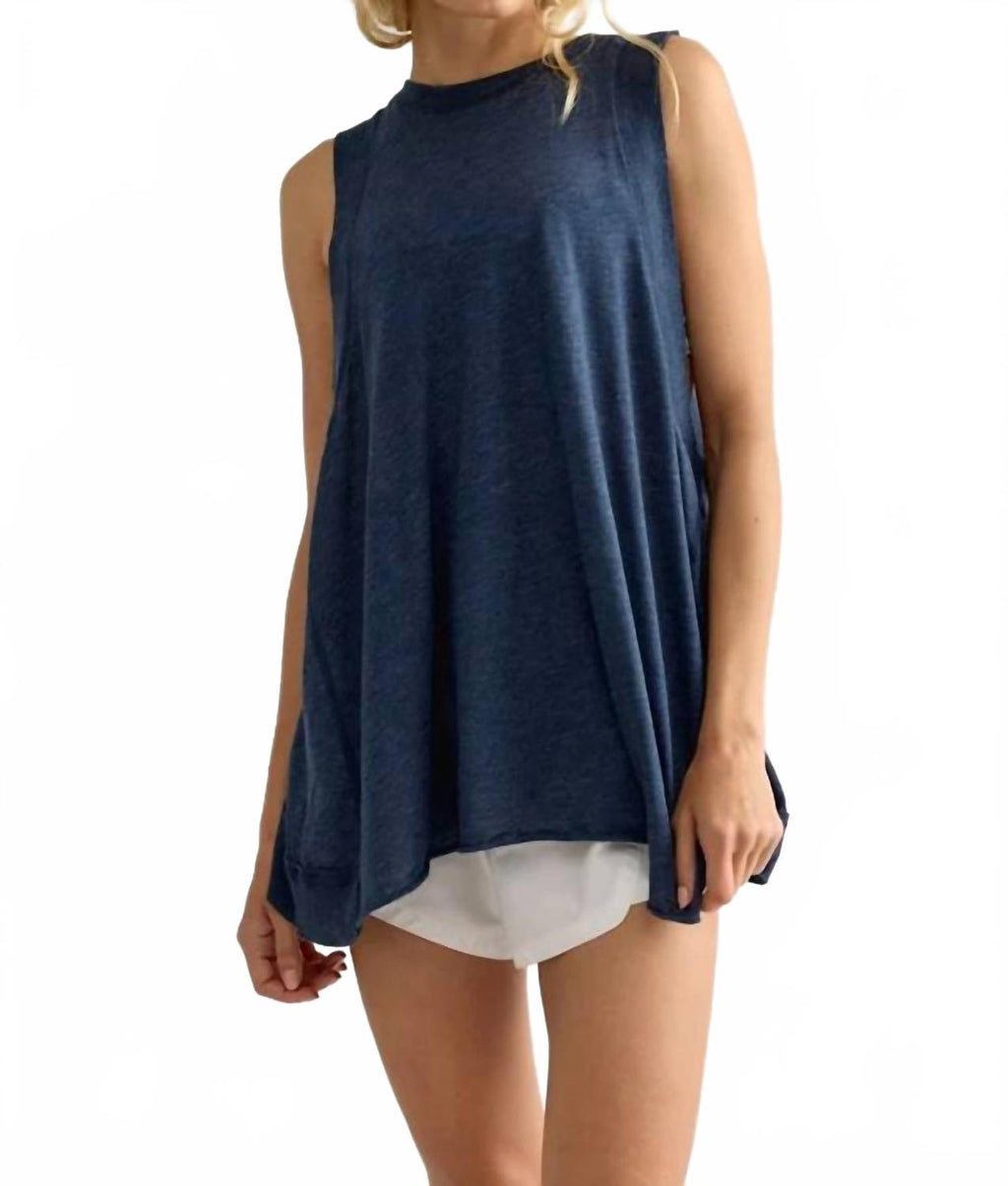 My Time Tunic Top In Midnight Navy