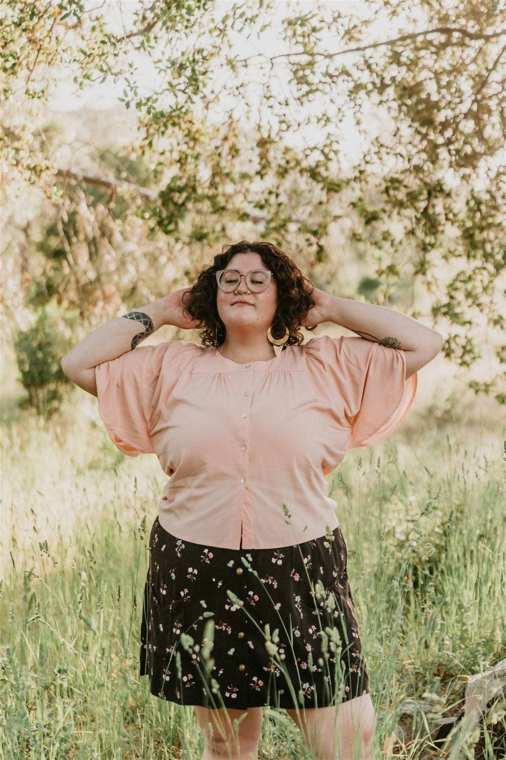 Flutter Butterfly Sleeves Top - Plus In Pink Blush Challis