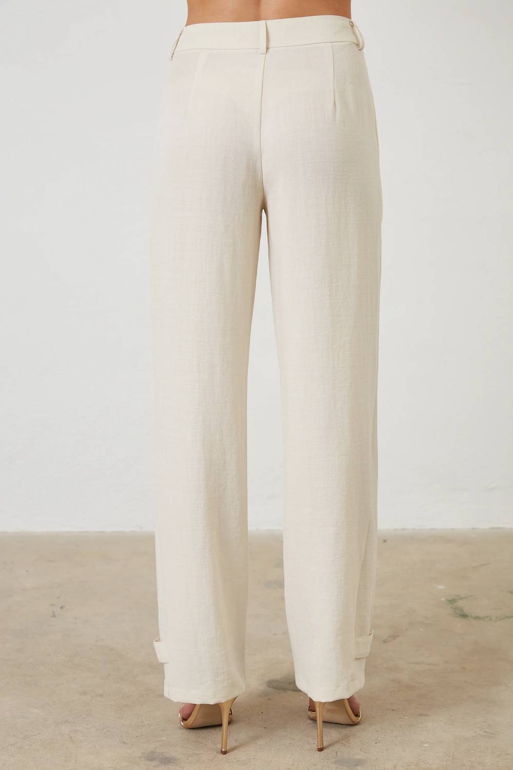 Buttoned Hem Woven Pants In Natural
