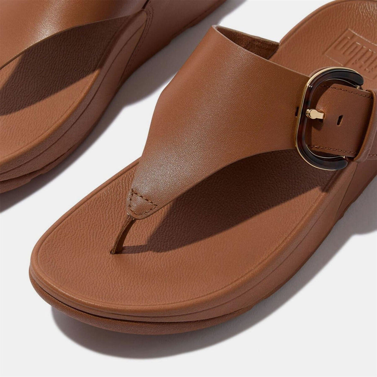 Fit Flop Resin Buckle Leather Toe Post Sandals