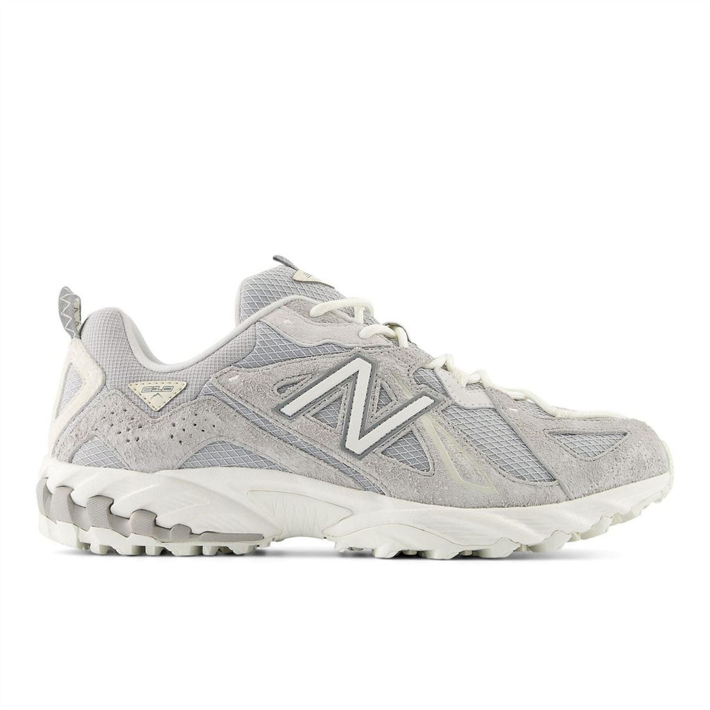New Balance V1 Trainers