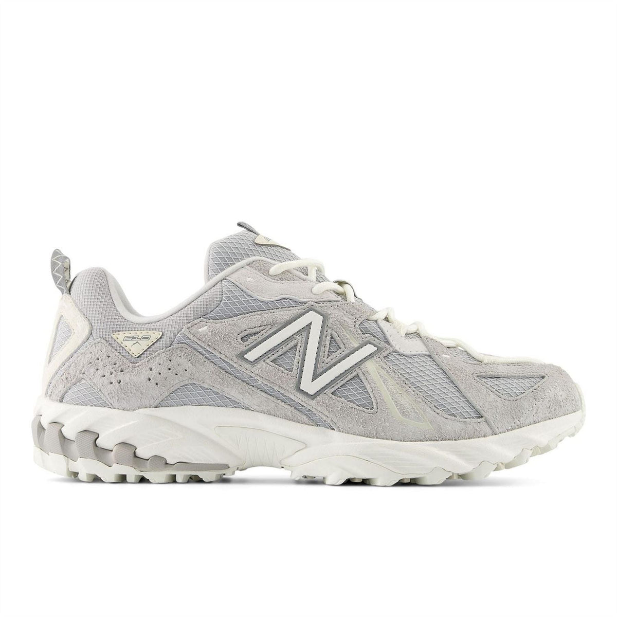New Balance V1 Trainers