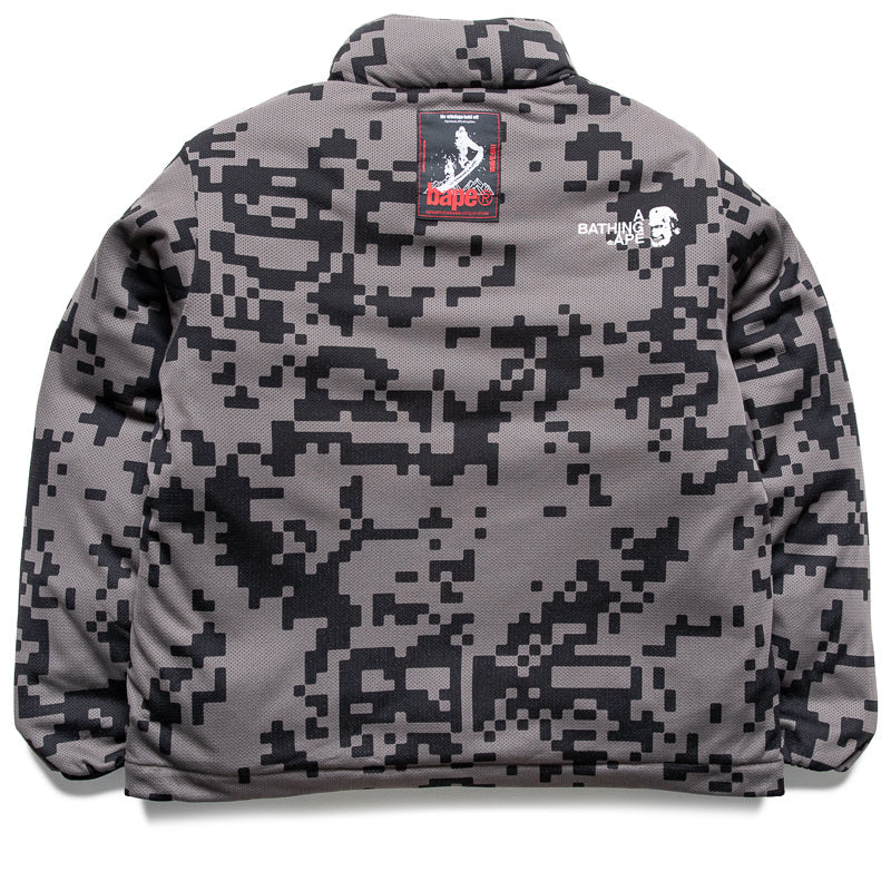 Kazuki Kuraishi x A Bathing Ape Pixelate Camo Reversible Down Jacket - Black