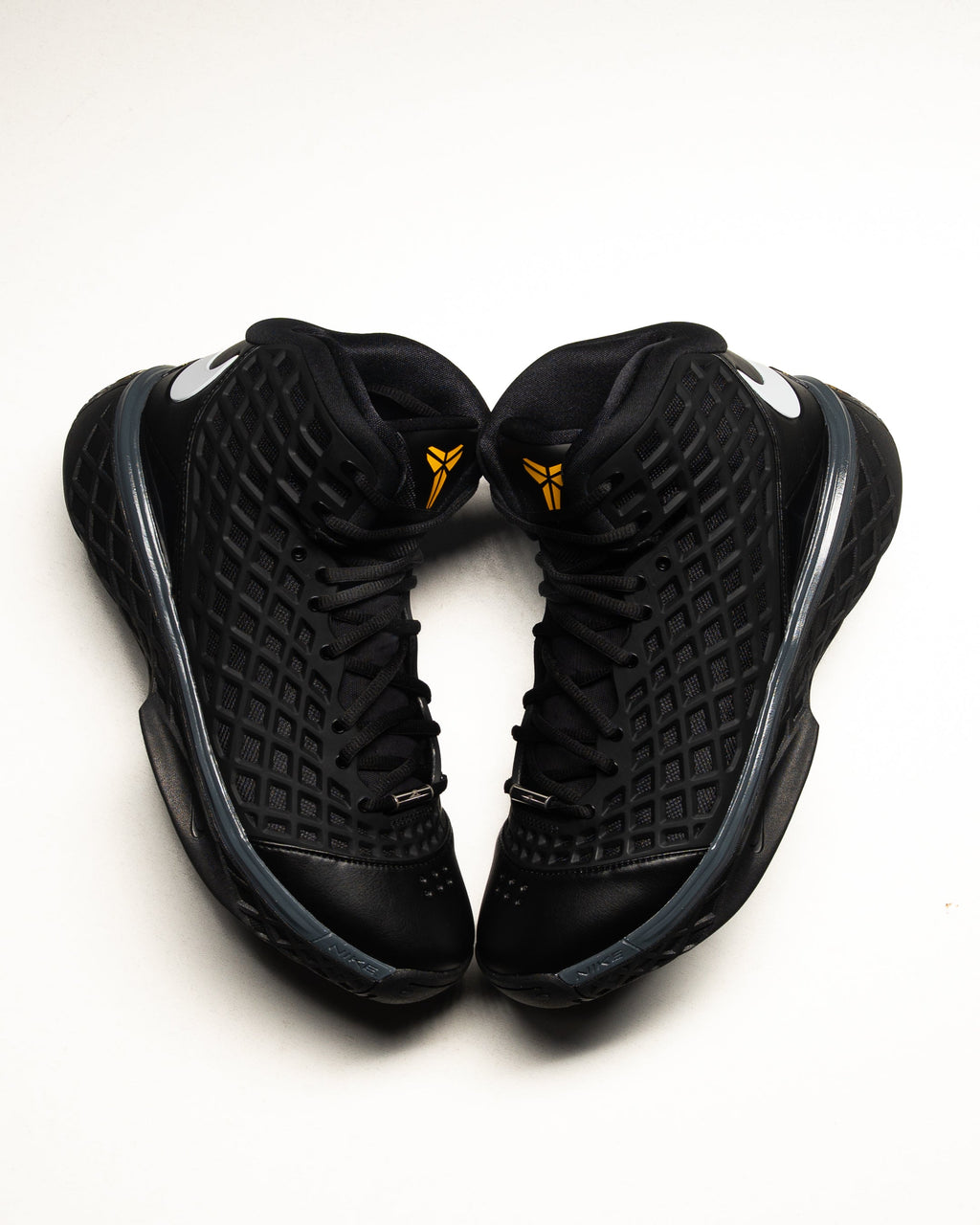 Nike Kobe III Protro 'Orca' - Black/White