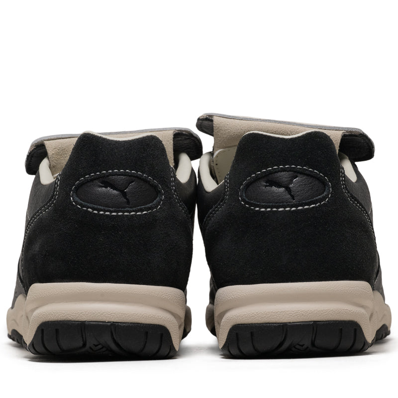 Puma King Indoor Icons - Black/Frosted Ivory