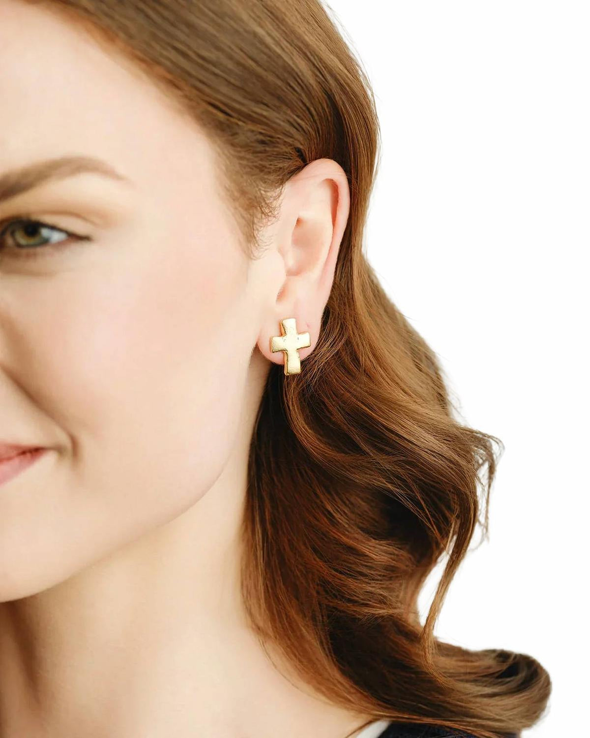 Women's Small Cross Studs Earrings In Gold