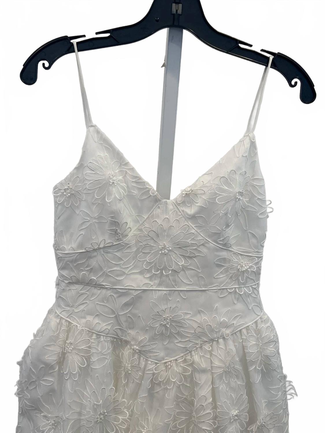 Women's Floral Applique Mini Dress In White