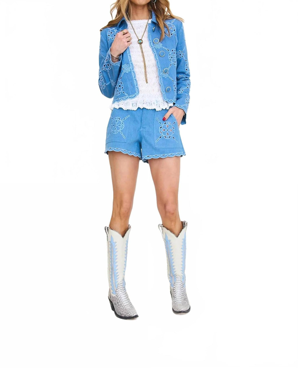 Embroidered Eyelet Scalloped Trim Denim Shorts In Blue