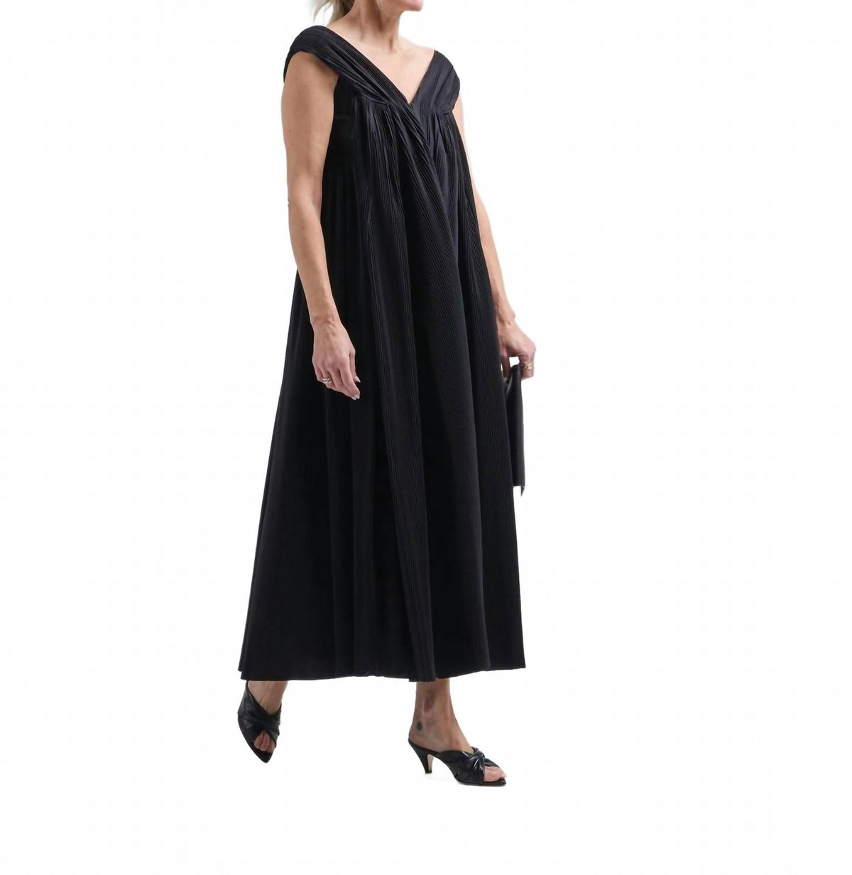 Crinkle Cut Dress In Black