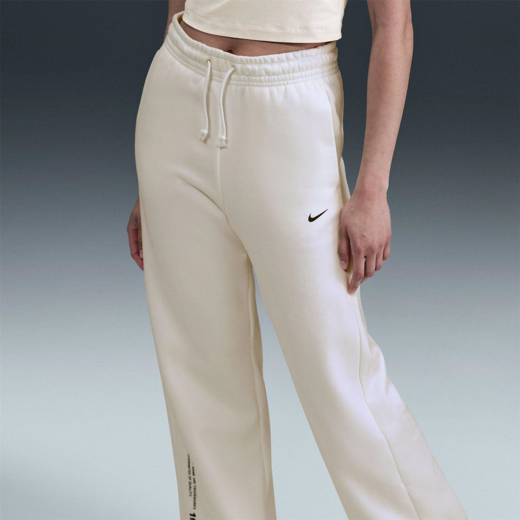 Nike Classic Solid Patterned Wide Fit Sweatpants