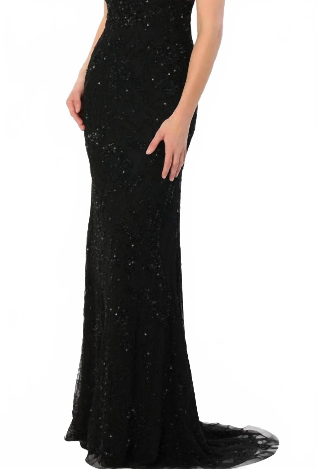 Sleeveless Fitted Gown In Black