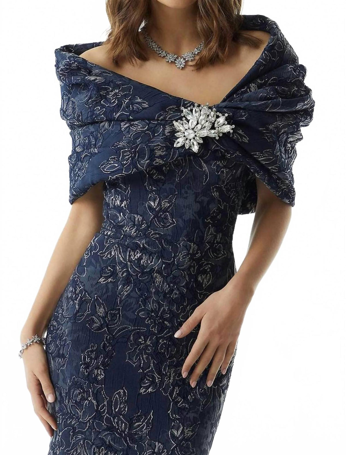 Metallic Mermaid Evening Maxi Dress In Navy Gold