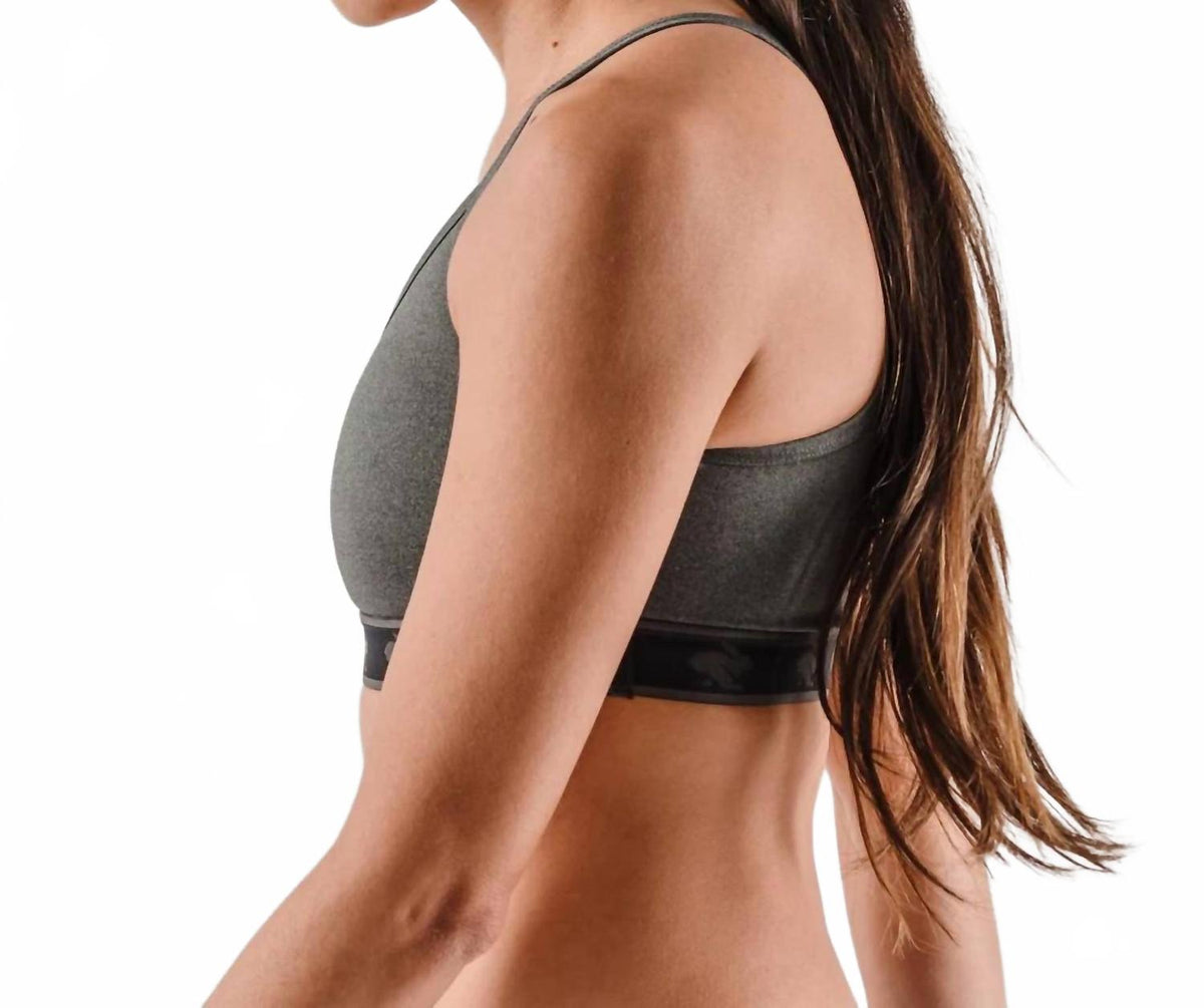 Women's Strappy Pocket Sports Bra In Charcoal