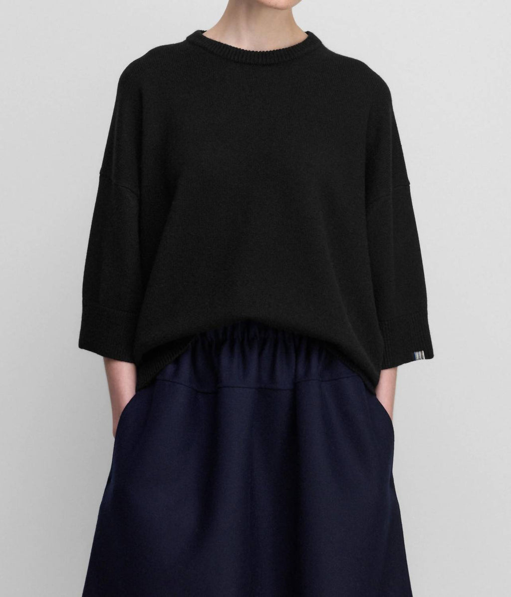 N°433 Sassie Boxy Crew Neck Sweater In Raven