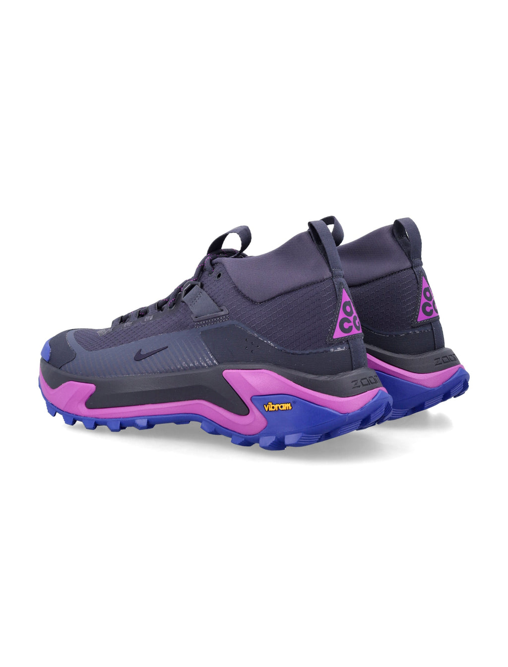 High-Performance Hiking Sneakers With Zoomx Cushioning And Vibram Grip
